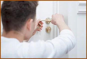 Interstate Locksmith Shop Dallas, TX 972-512-0295 Interstate Locksmith Shop Dallas, TX 972-512-0295 - 14-install-new-lock